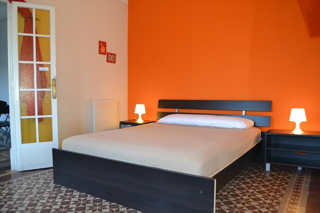 Blue Hostel Barcelona Phòng bức ảnh