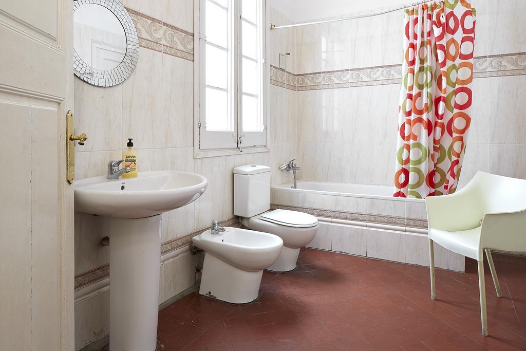 Blue Hostel Barcelona Ngoại thất bức ảnh