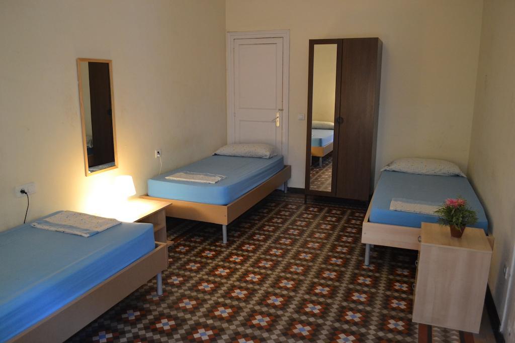 Blue Hostel Barcelona Phòng bức ảnh